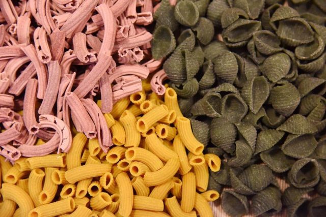 19149473_777712772406507_654401138500065588_n